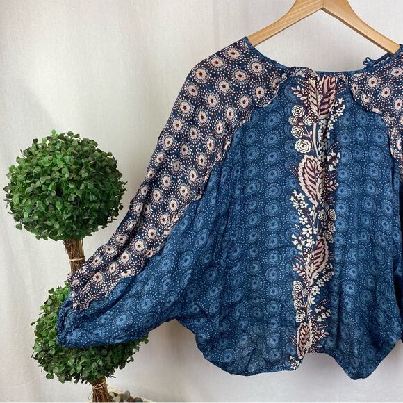 Anthropologie Maeve Blue Print Peasant Boho Long Sleeve Blouse Top S - Picture 3 of 5